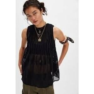 NWOT / Free People / Moon Magic Mesh Tunic / sz S